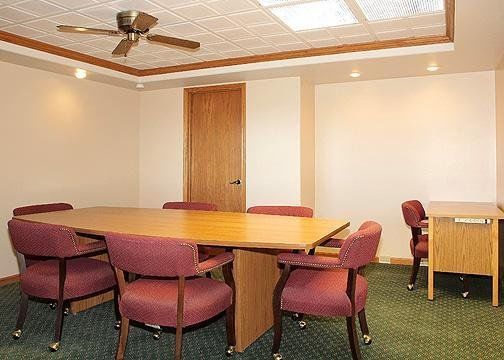 Sunflower Inn & Suites - Garden City Udogodnienia zdjęcie